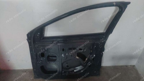 Renault Fluence Sağ Ön Kapı