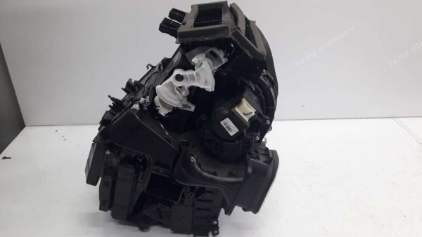 Renault Clio5 Kalorifer Kutusu 272700241R SP YP