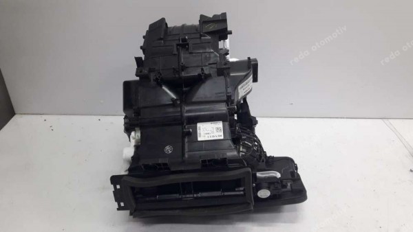 Renault Clio5 Kalorifer Kutusu 272700241R SP YP