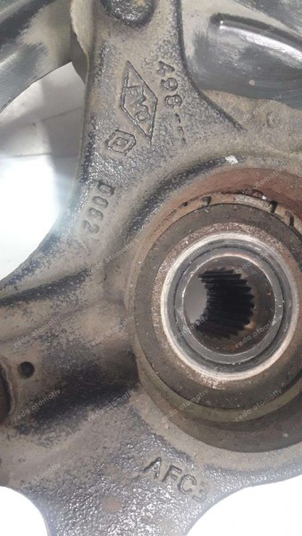 Renault Megane 4 1.5DCİ Otomatik Sol Ön Aks Taşıyıcı 400157901R 400158307R CP