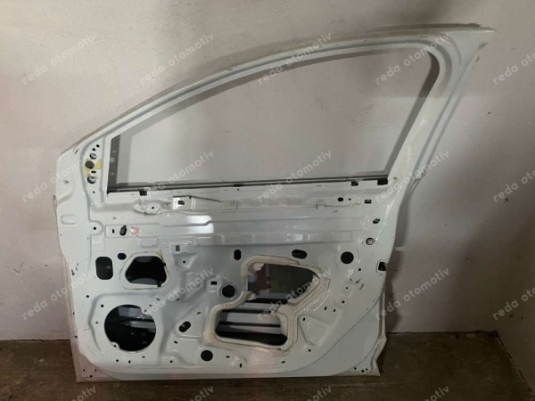 Renault Megane 4 Sağ Ön Kapı