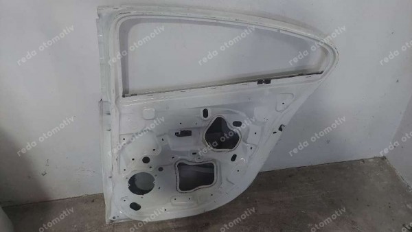 Renault Fluence Sağ Arka Kapı