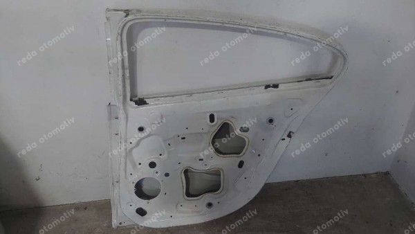 Renault Fluence Sağ Arka Kapı