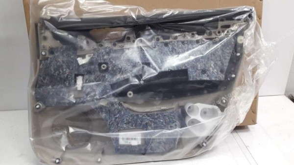 Renault Megane4 Sedan Sol Ön Kapı Döşemesi 809013088R (DA-130)