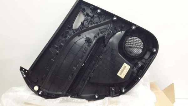 Renault Captur2 Sağ Arka Kapı Döşemesi 829A06741R YP (ED-130/EV)