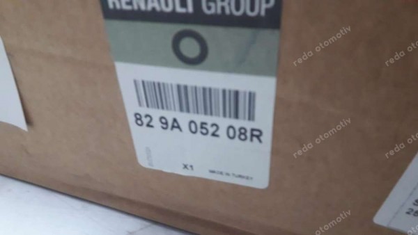 Renault Megane3 HB Sağ Arka Kapı Döşemesi 829A05208R YP (ED-130)