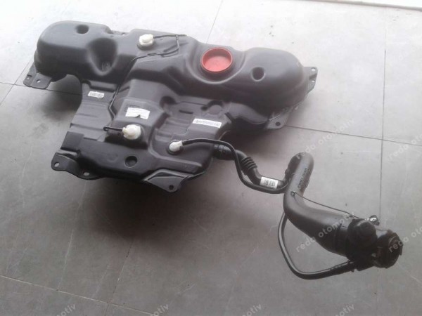 Renault Megane 4 Yakıt Deposu Orj.172025369 YP