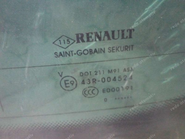 Renault Megane 4 Hatchback Arka Bagaj Camı Sıfır Orjinal 903004372R YP (IG-109)