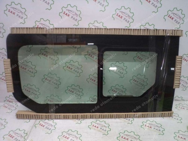 Renault Trafic 3 Vivaro Sol Yan Panel Açılır Cam Orj 823015676R YP (LC-150)