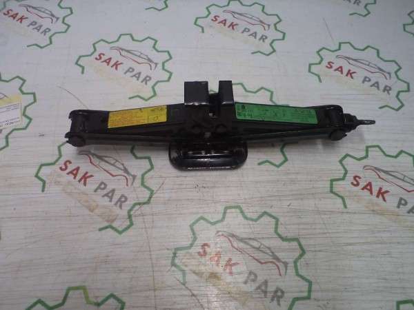 Hyundai İ20 Araç Krikosu Orj Amb 09110-4L100 YP (AF-122)