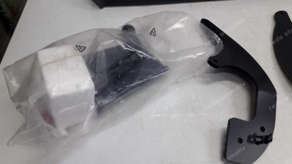 Renault Megane 4 Çeki Demiri Seti Orj. 8201636365 YP (AP-130)