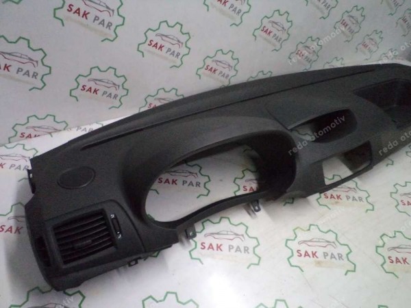 Renault Symbol Thalia Torpido Göğüs Üst Parça Orj Sıfır 8200697693 YP (AA-130)