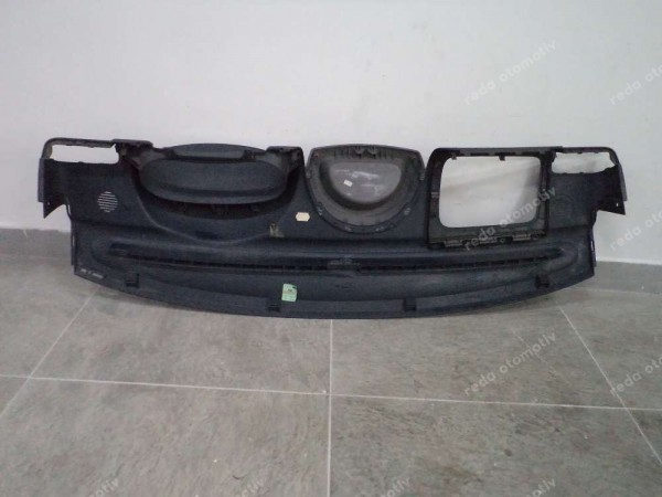 Renault Clio 2 Torpido Göğüs Üst Parçası Orj Sıfır 7701471025 YP (AA-130)