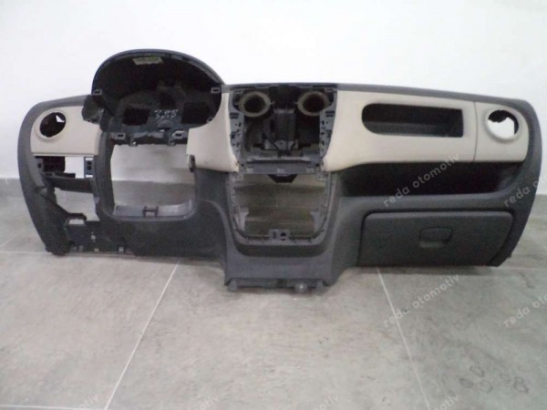 Dacia Dokker Torpido Göğüs Orjinal Çıkma 681007344R 681006313R HP YP (AA-130)