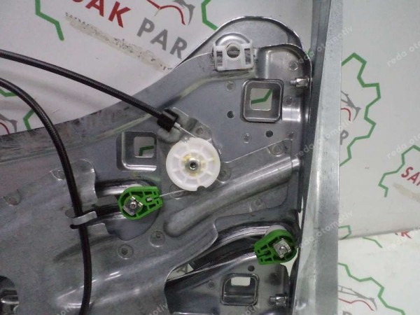 Renault Megane 2 Cabrio Sağ Arka Cam Krikosu ve Motoru Orj 8201010932 YP (DF-126/130)