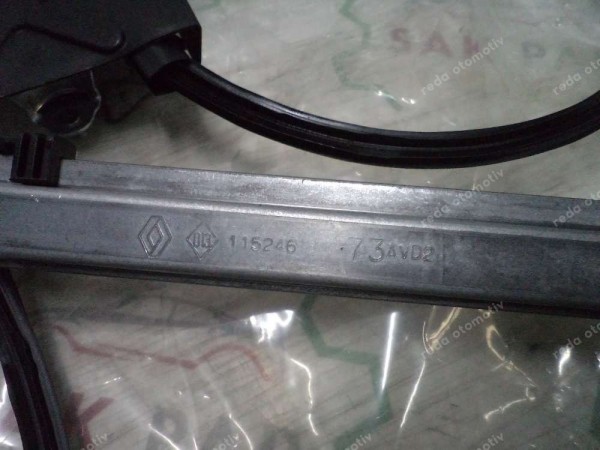 Renault Vel Satis Sağ Ön Cam Krikosu 8200722828 YP (DF-126)