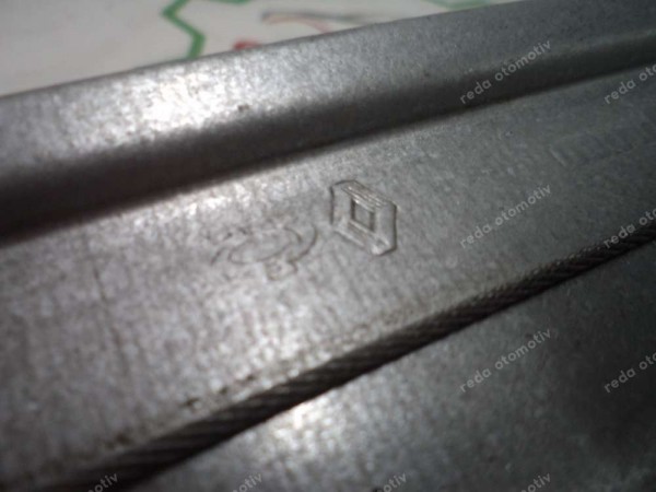 Renault Latitude Sol Arka Cam Krikosu Orj 827210009R CP (DF-110)