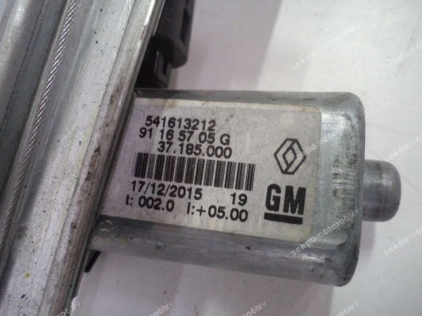 Renault Trafic Vivaro Sağ Arka Cam Krikosu Orj 91165705G SP YP (EF-110)