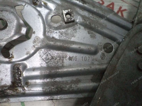 Renault Scenic 3 Ön Sol Cam Krikosu Orj 807210007R CP (DF-110)