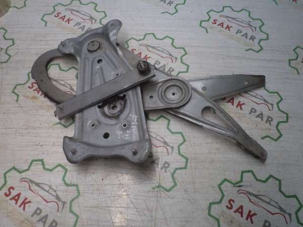 Renault Fluence Sağ Ön Cam Krikosu 966416102 CP (DF-110)