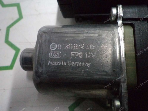 Renault Scenic 3 Sol Arka Cam Motoru Orjinal Sıfır 827310166R YP (DF-130)