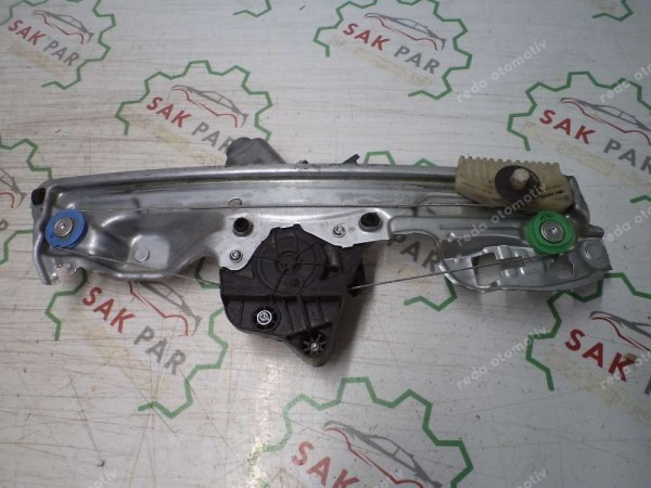 Renault Megane 4 Sol Arka Kapı Cam Krikosu Motorlu 827218403R CP (EF-110)