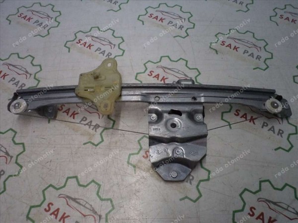 Renault Clio 4 Sağ Ön Cam Krikosu Orj 807205569R CP (EF-110)