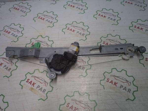 Renault Scenic 2 Sağ Ön Cam Krikosu Motoru Mekanizması Orj 8201264482 CP (EF-110)