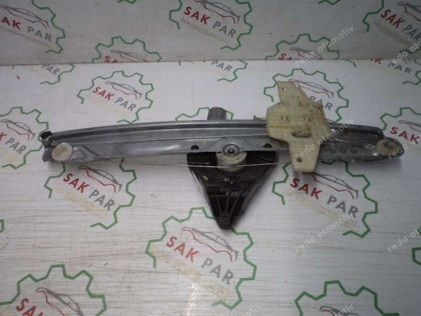 Renault Megane 3 Sol Ön Cam Krikosu Motorlu 807210484R CP (EF-110)