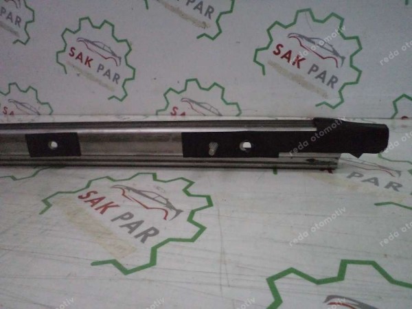 Hyundai Staria Sol Sürgülü Kapı Rayı Orj SP YP (IC-109)