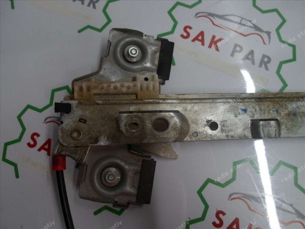 Ford Fiesta Sol Arka Cam Krikosu Elektrikli Motorsuz 8A61-A27001 CP (DE-110)