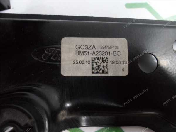 Ford Focus Sol Ön Kriko Ve Motoru Komple BM51-A23201-B CP (DE-110)