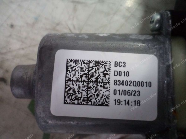 Hyundai İ20 Bayon Sağ Arka Cam Krikosu Ve Motoru 83460-Q0000 YP SP (DF-127)