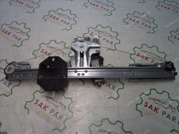 Dacia Logan Sandero Sol Ön Cam Krikosu Orj 807211440R CP (EE-110)