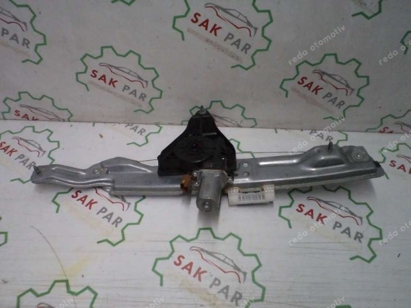 Dacia Sandero Sağ Arka Cam Krikosu Motorlu 827208625R CP (EE-110)