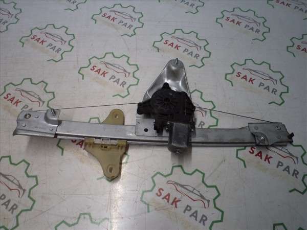 Dacia Duster Sağ Ön Cam Krikosu Orj 807201952R CP (EE-110)