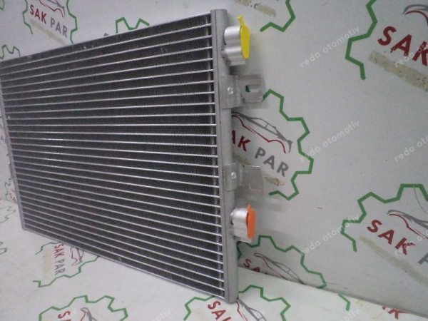 Renault Kangoo 1.5 DCİ Klima Radyatörü Orj 8200137650 YP (ID-120-140)