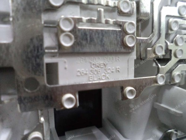 Renault Clio 5 Tavan Lambası Orjinal Sıfır 264306324R YP (KG-130)