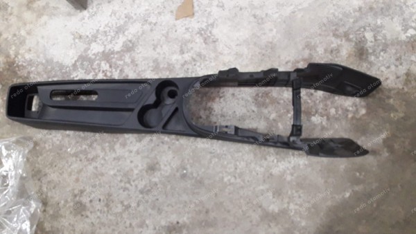 Hyundai İ10 Ara Orta Konsol 84610-K CP (KD110)